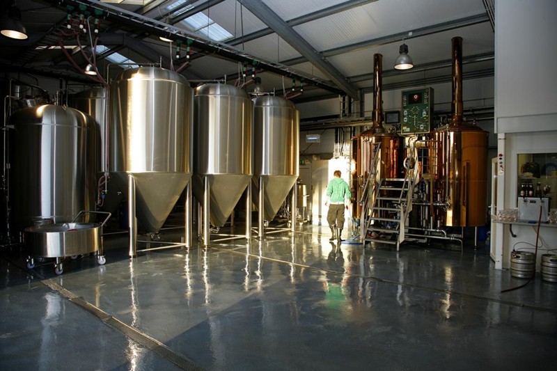 copper-stainless steel-brewhouse-brewery-beer making-beer brewing-fermenter-suppliers-breweries.jpg